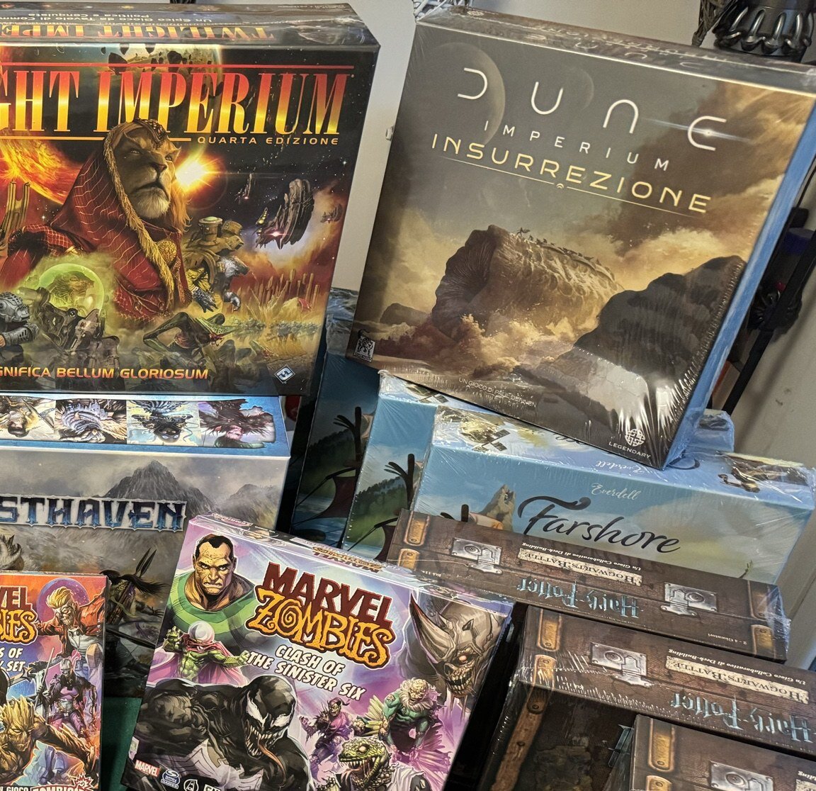 Le scatole di Twilight Imperium, Dune: Imperium – Insurrezione, Frosthaven ed Everdell Farshore
