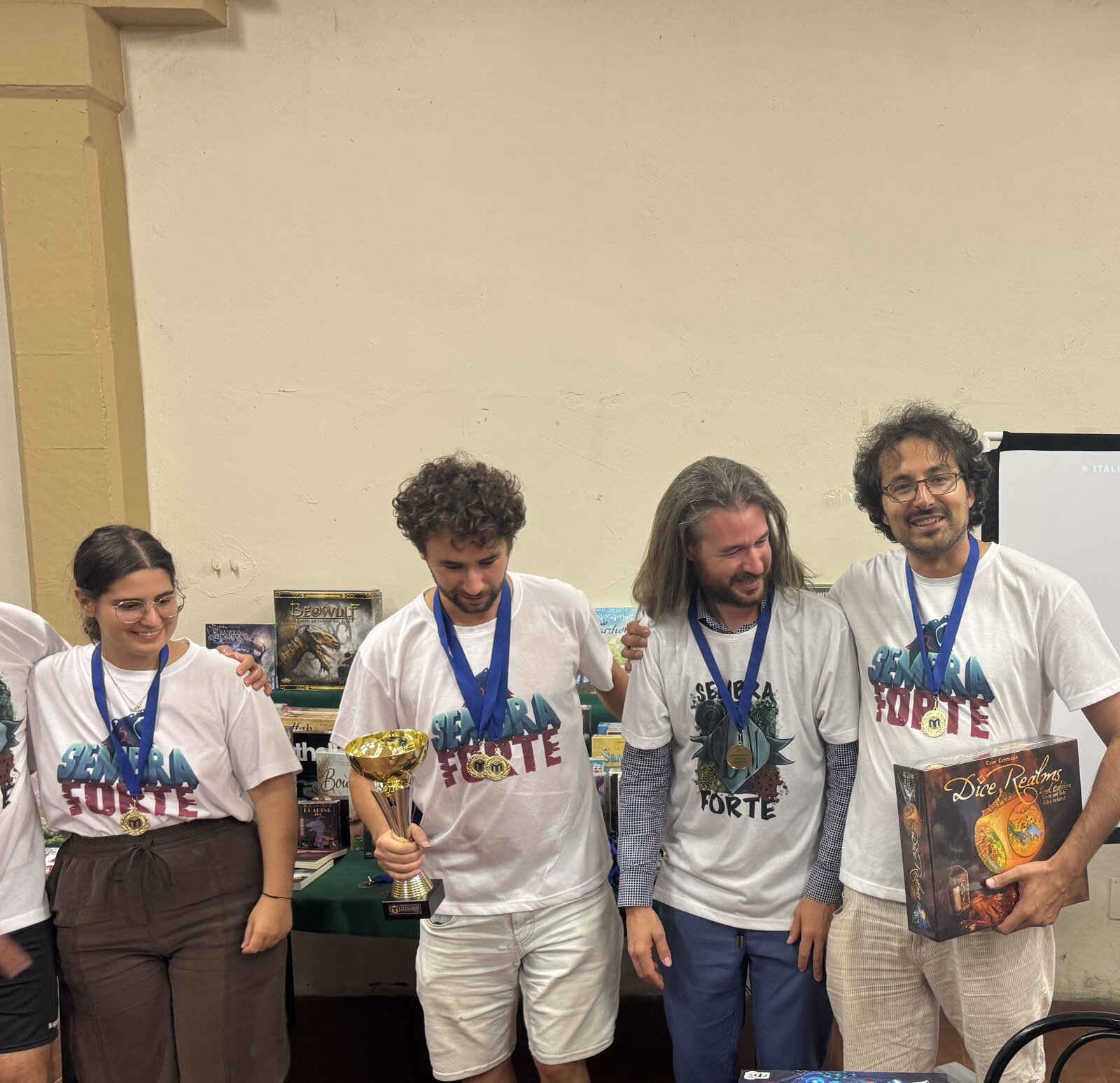 La squadra vincitrice degli Italian Masters 2026 di Venezia con la coppa